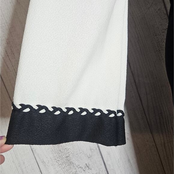 VTG Monochromatic Black & White Flare Sleeve Volup Maxi Dress - Picture 3 of 6